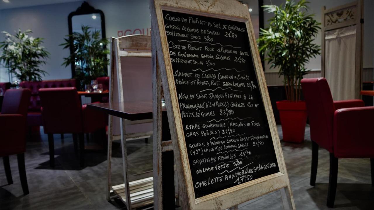 Hotel-Restaurant Des Voyageurs Le Cheylard Eksteriør bilde